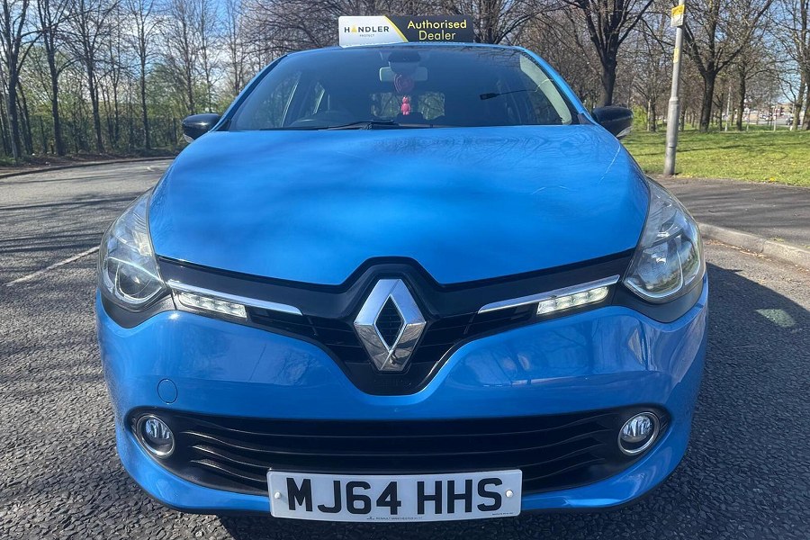 Renault Clio photo 2