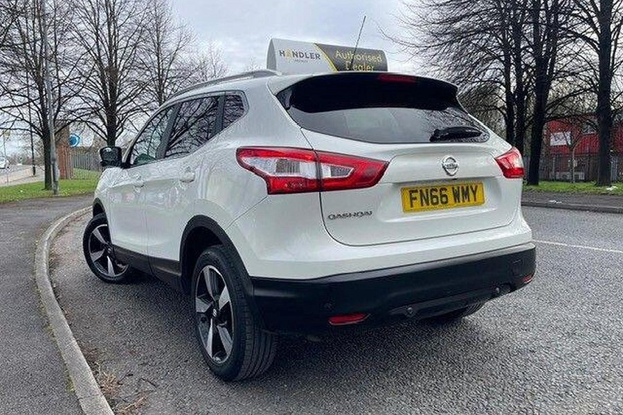2016 Nissan Qashqai photo 7