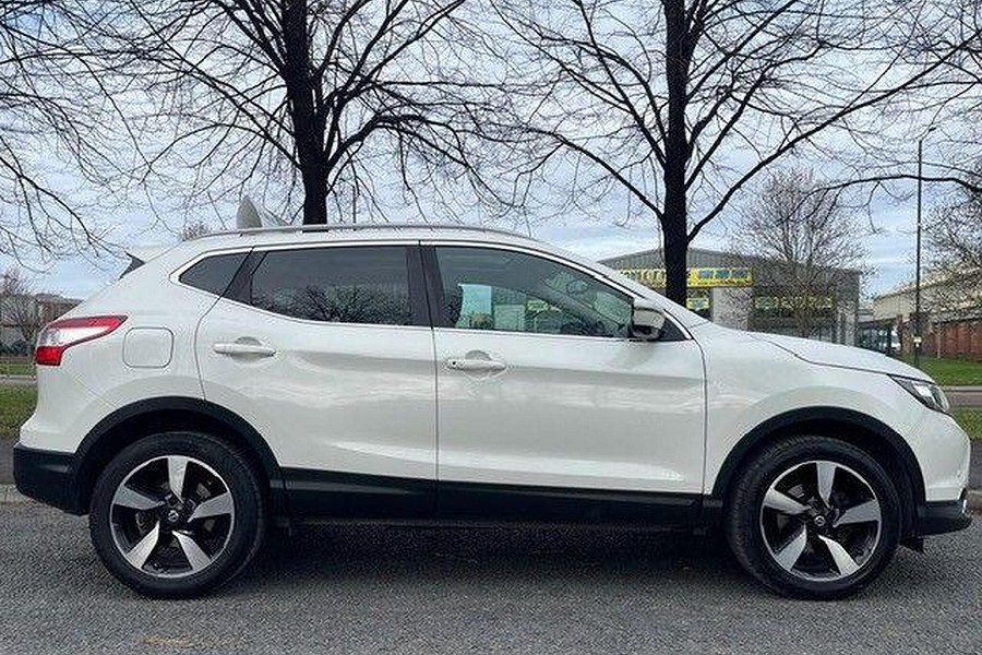 2016 Nissan Qashqai photo 11