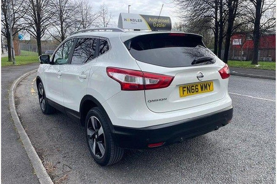 2016 Nissan Qashqai photo 8