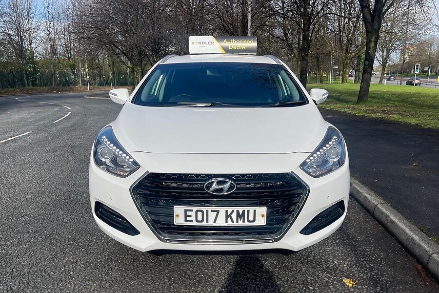 Hyundai i40 photo 2