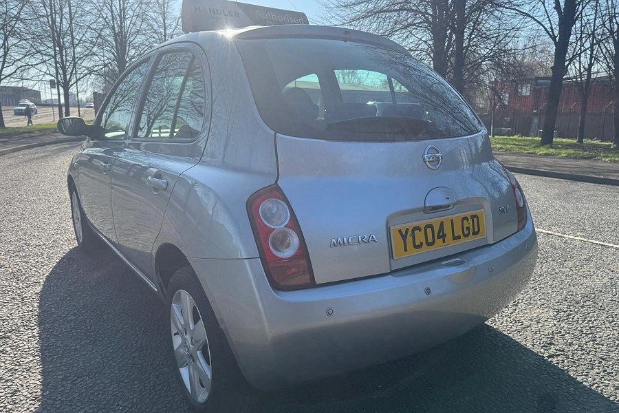 2004 Nissan Micra photo 6