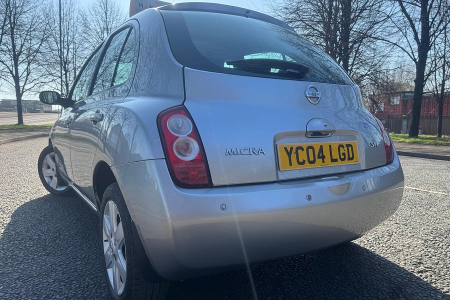 2004 Nissan Micra photo 9
