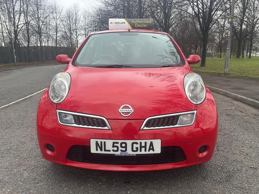 Nissan Micra photo 2