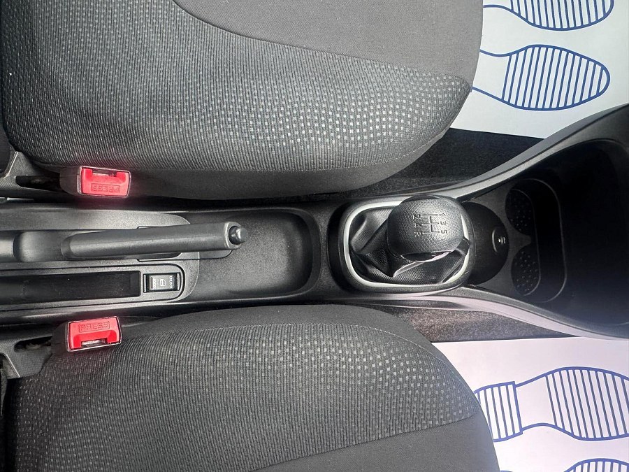 2009 Nissan Micra photo 13