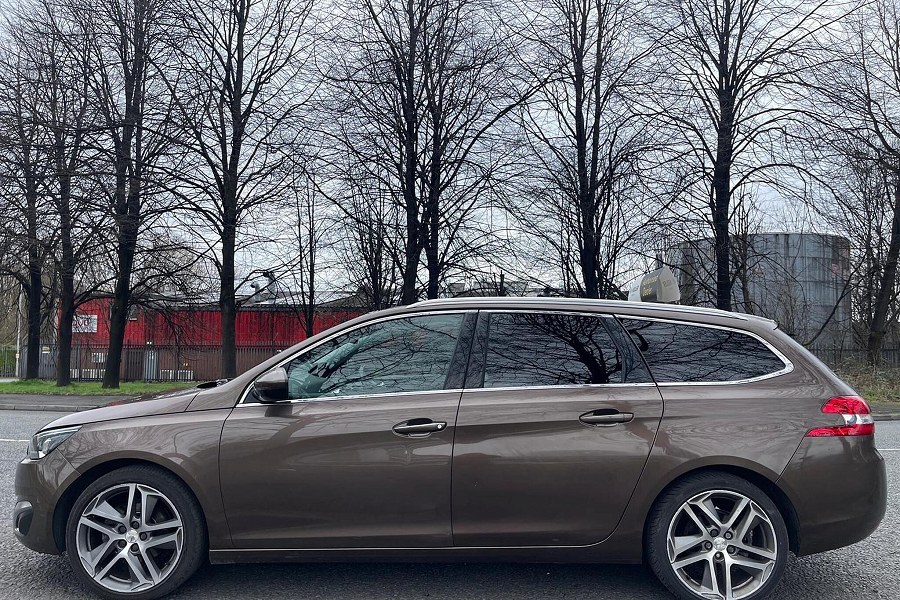 2014 Peugeot 308 SW photo 9