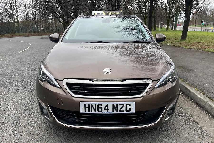 Peugeot 308 SW photo 2