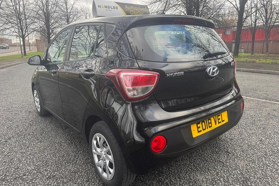 2018 Hyundai i10 photo 9