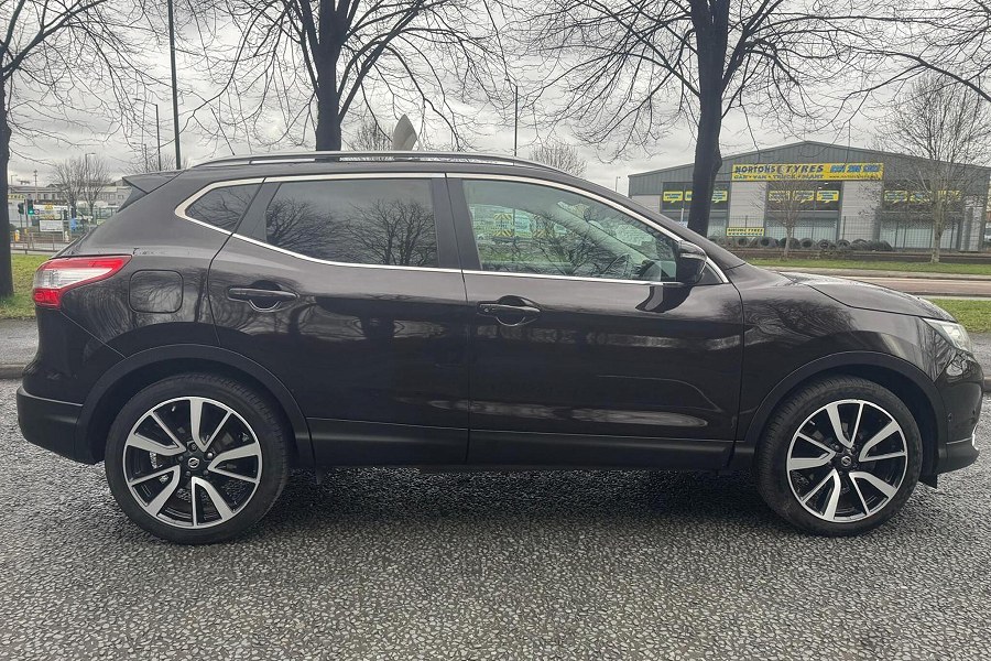 2014 Nissan Qashqai photo 12