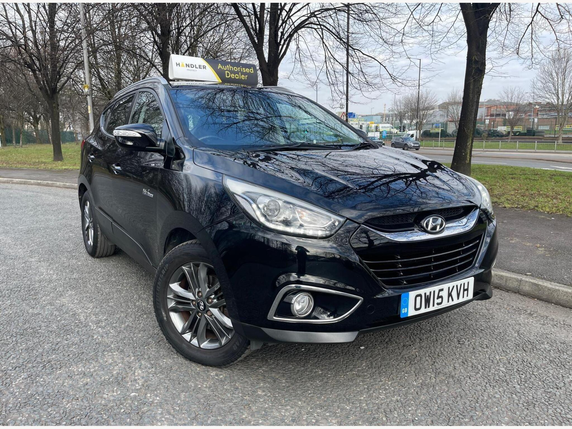2015 Hyundai ix35 1.7 CRDi SE SUV 5dr Diesel Manual Euro 5 (Nav) (115 ps) for sale at Bros Motors
