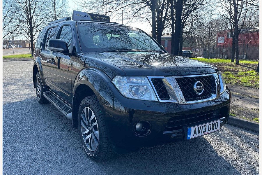 2013 Nissan Pathfinder photo 5