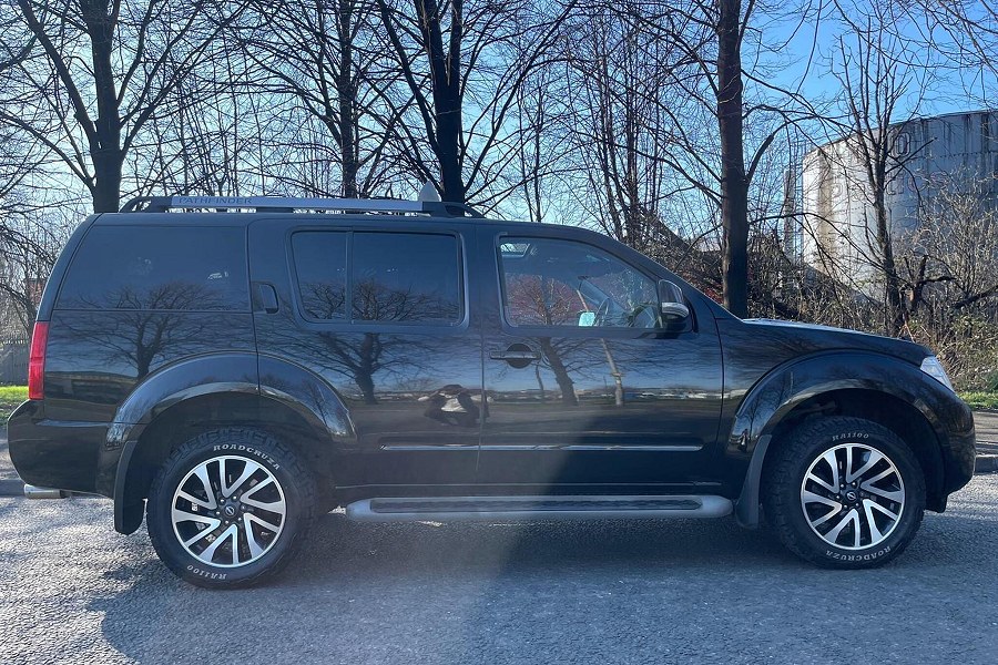 2013 Nissan Pathfinder photo 11