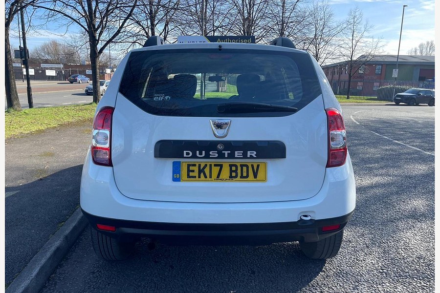 2017 Dacia Duster photo 10