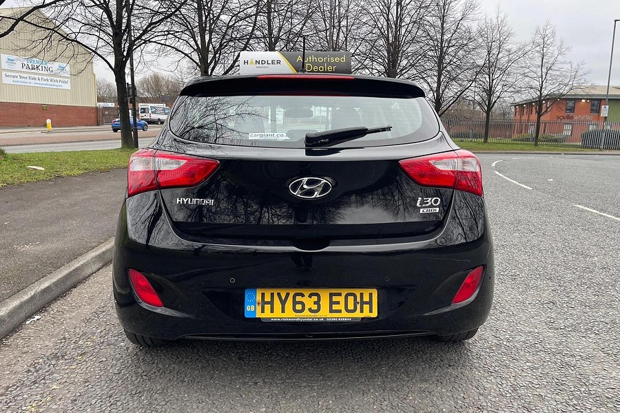 2013 Hyundai i30 photo 12