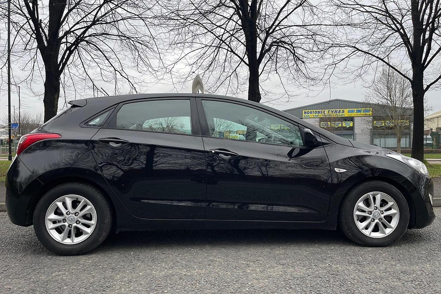 2013 Hyundai i30 photo 11
