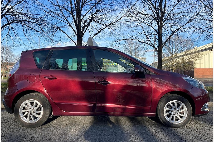2014 Renault Scenic photo 7