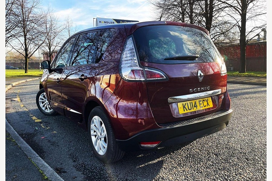 2014 Renault Scenic photo 9