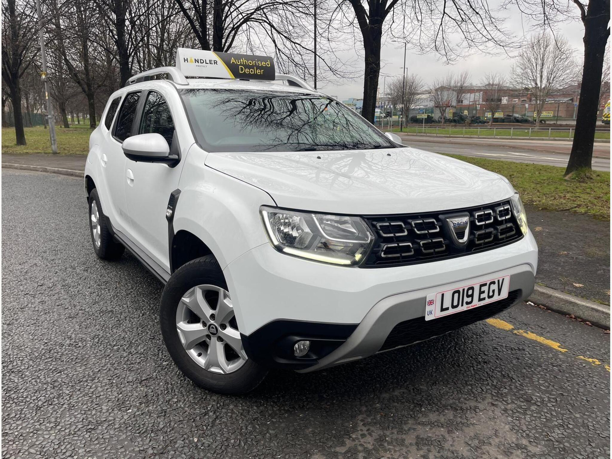 2019 Dacia Duster 1.6 SCe Comfort SUV 5dr Petrol Manual Euro 6 (s/s) (115 ps) for sale at Bros Motors