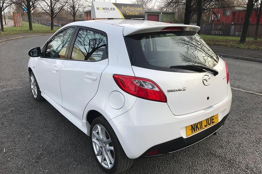 2011 Mazda Mazda2 photo 8
