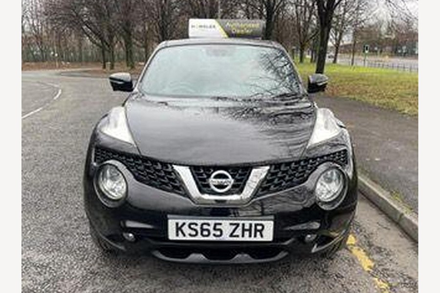 Nissan Juke photo 2