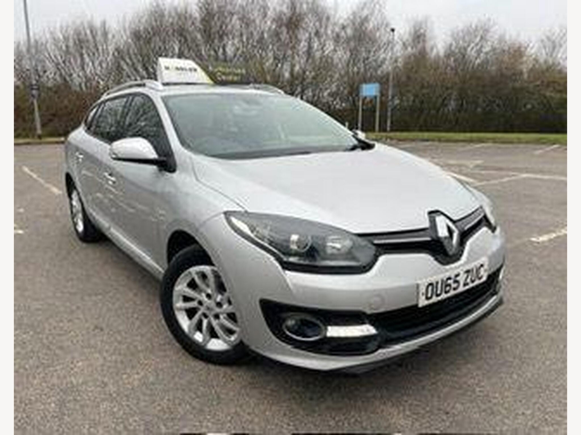 2015 Renault Megane 1.5 dCi Dynamique Nav Sport Tourer 5dr Diesel Manual Euro 6 (s/s) (110 ps) for sale at Bros Motors