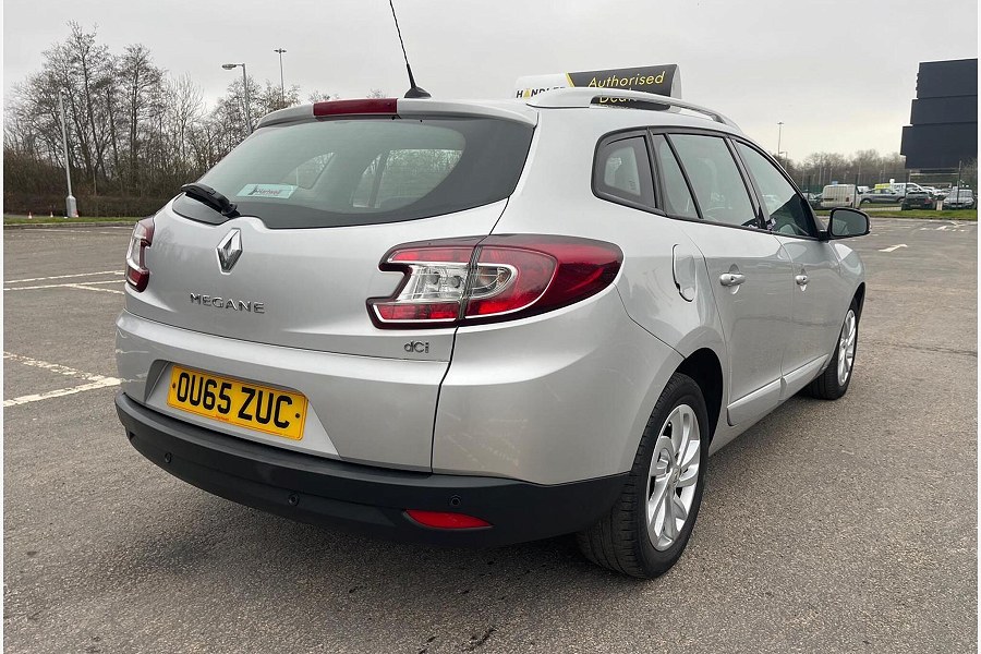 2015 Renault Megane photo 7