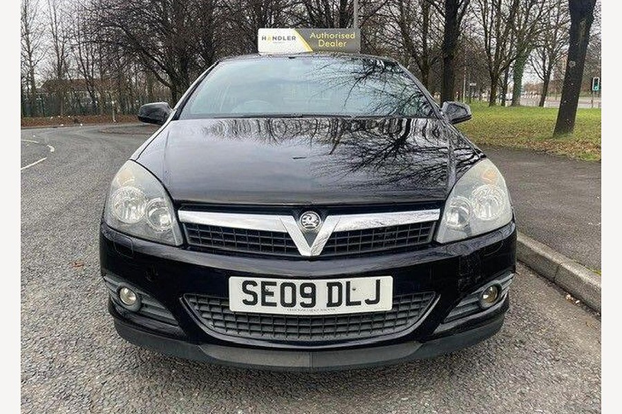 Vauxhall Astra photo 2