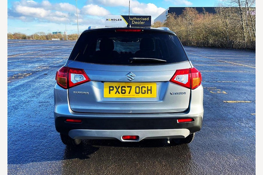 2017 Suzuki Vitara photo 9