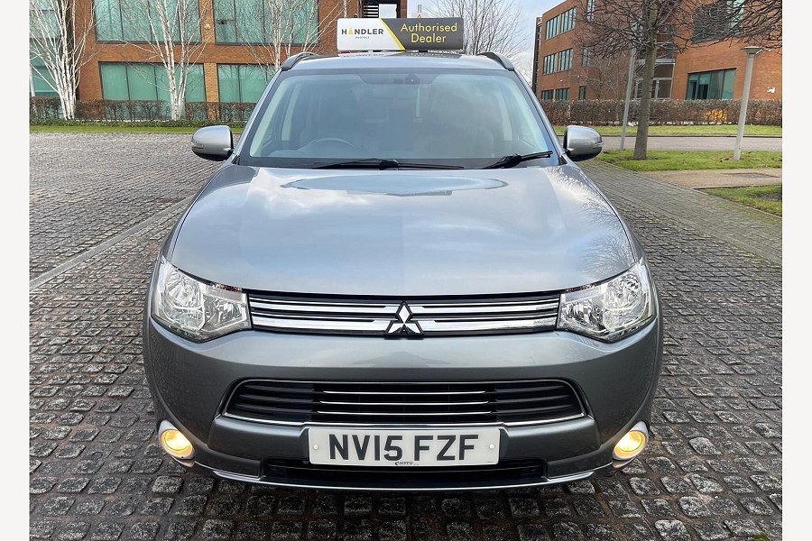 2015 Mitsubishi Outlander photo 5