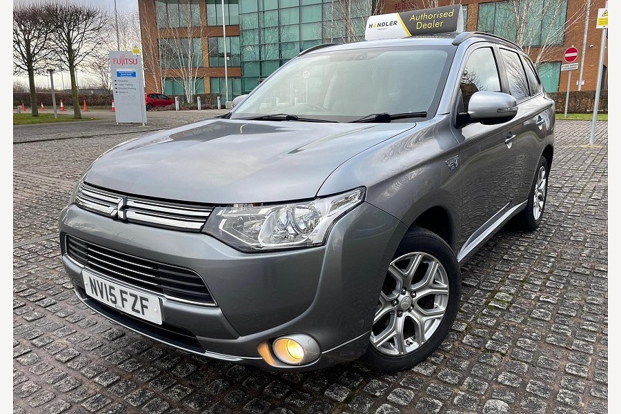 2015 Mitsubishi Outlander photo 6