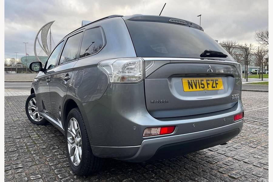 2015 Mitsubishi Outlander photo 7