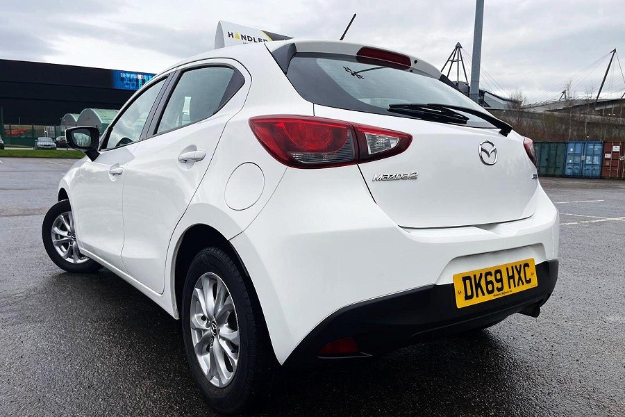 2019 Mazda Mazda2 photo 8
