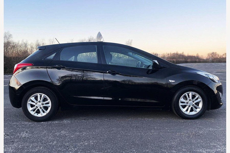 2013 Hyundai i30 photo 14