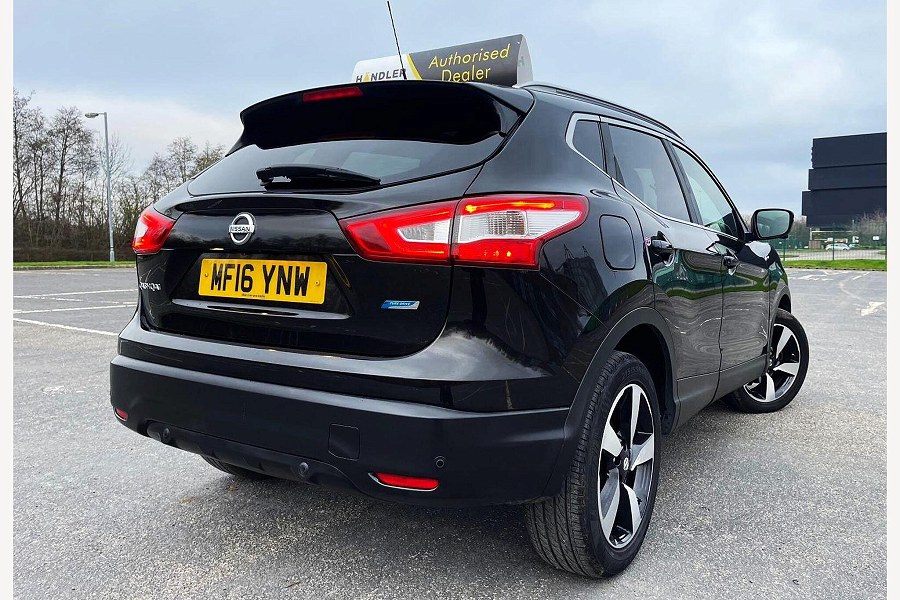 2016 Nissan Qashqai photo 12