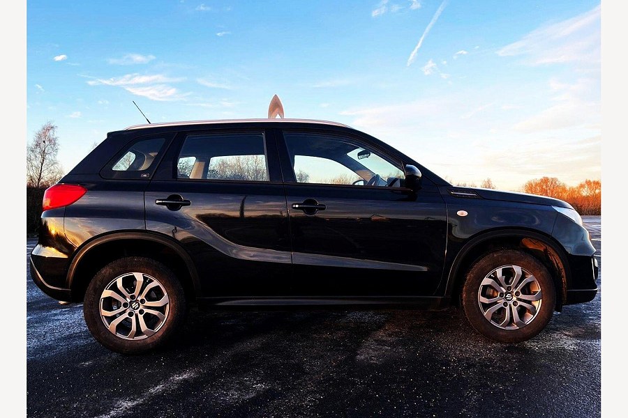 2018 Suzuki Vitara photo 8