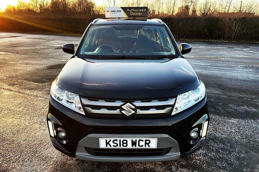 Suzuki Vitara photo 2