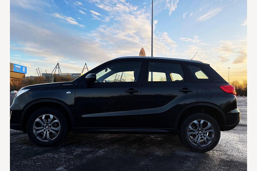 2018 Suzuki Vitara photo 4