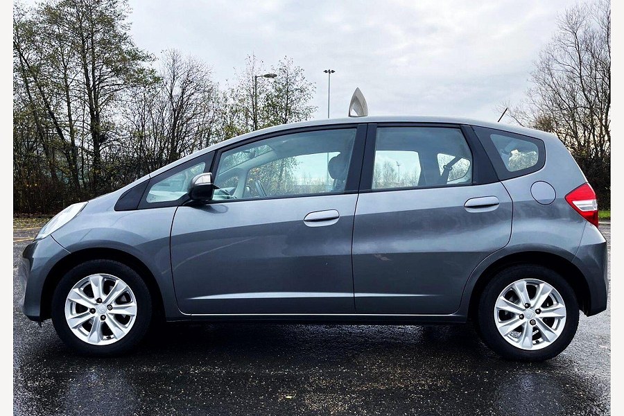 2012 Honda Jazz photo 8
