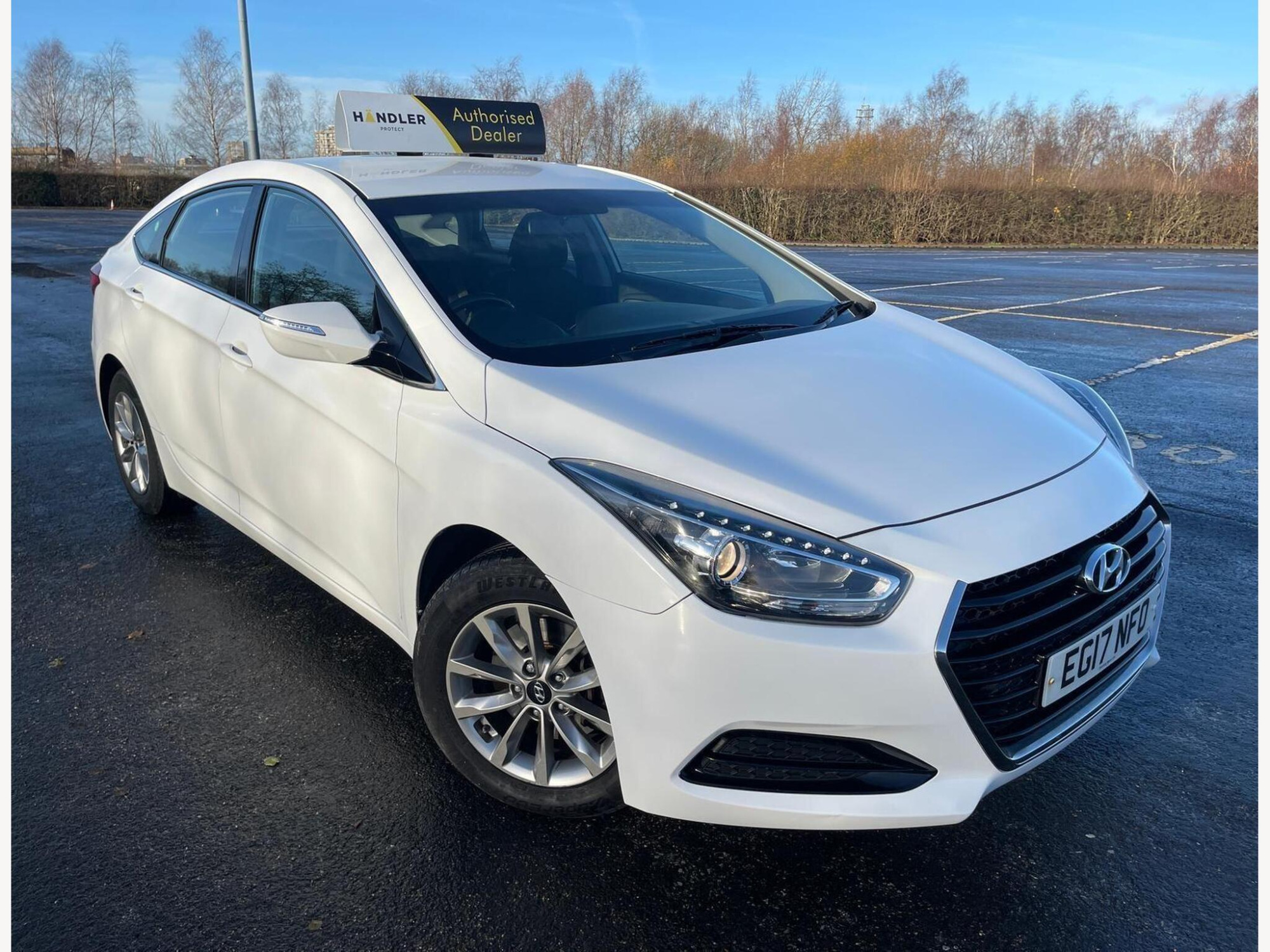 2017 Hyundai i40 1.7 CRDi Blue Drive S Saloon 4dr Diesel Manual Euro 6 (s/s) (141 ps) for sale at Bros Motors