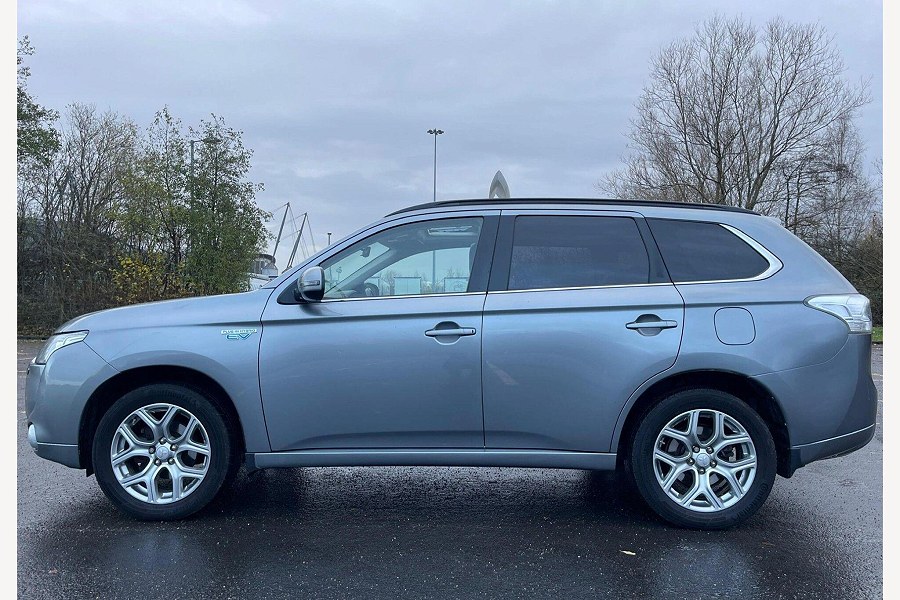 2015 Mitsubishi Outlander photo 10