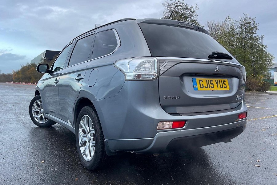 2015 Mitsubishi Outlander photo 6