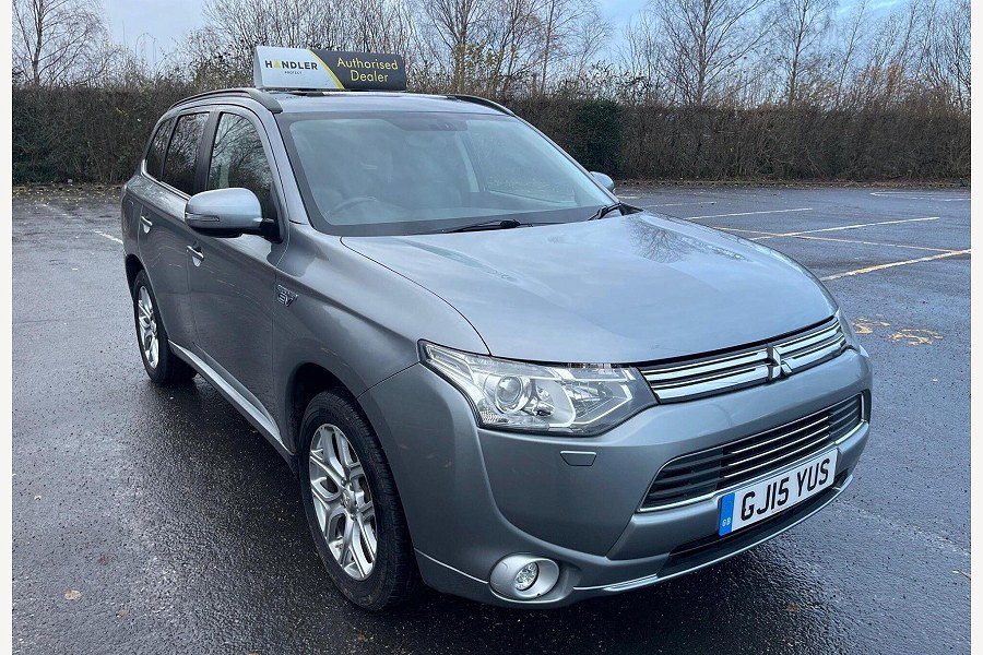 2015 Mitsubishi Outlander photo 4