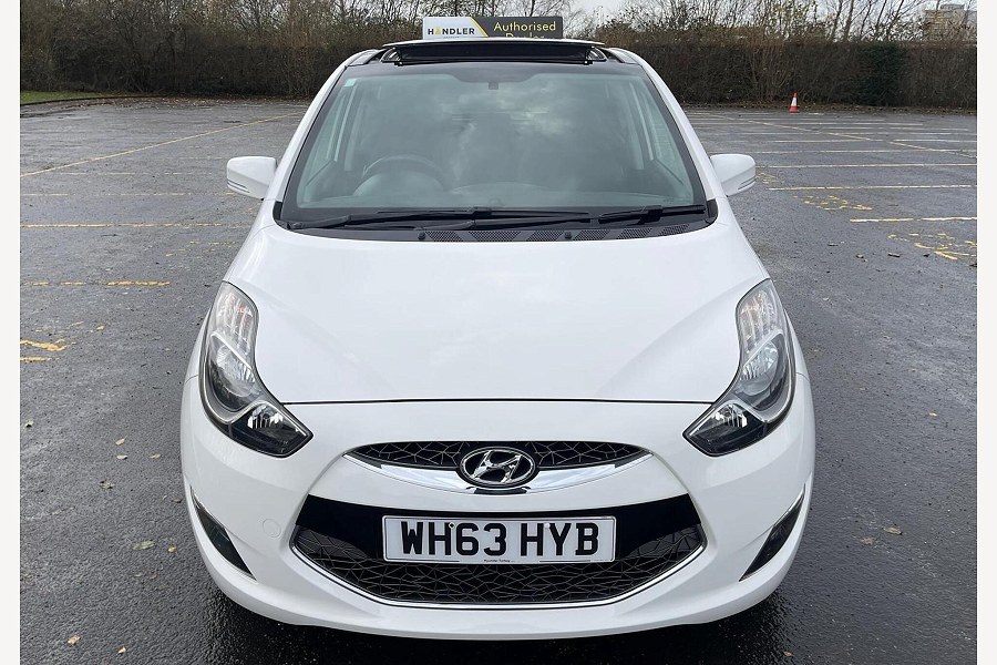 Hyundai ix20 photo 2