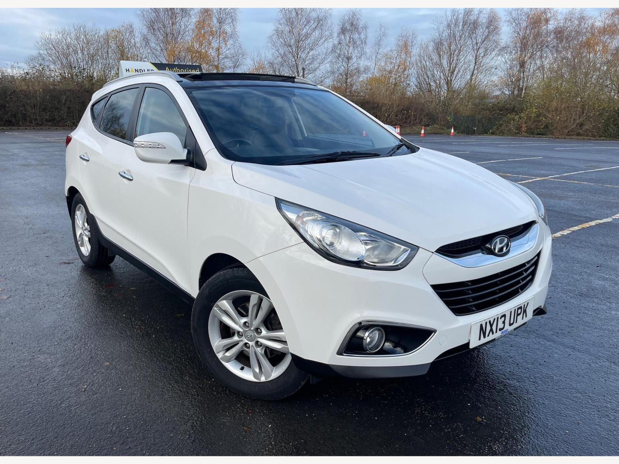 2013 Hyundai ix35 1.7 CRDi Premium Euro 5 (s/s) 5dr for sale at Bros Motors