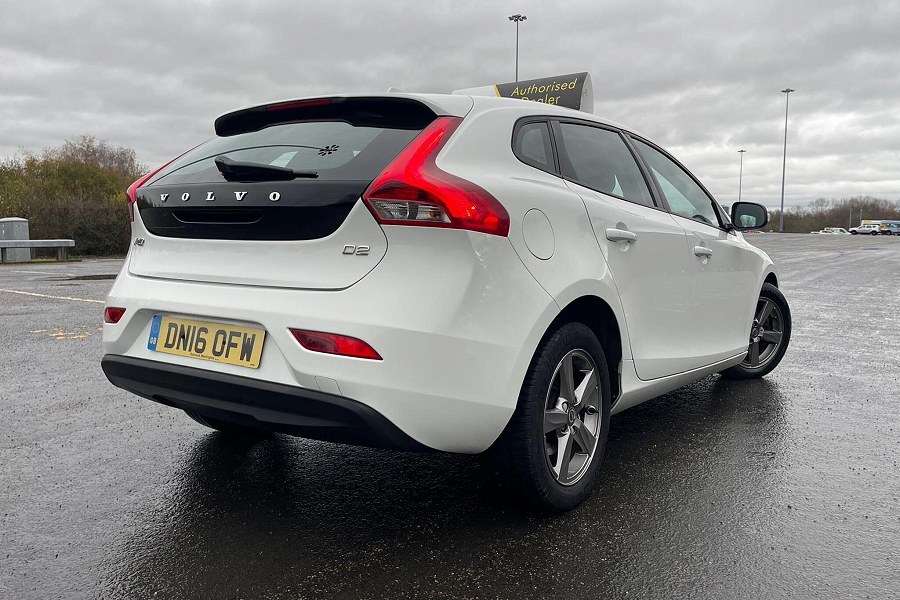 2016 Volvo V40 photo 13