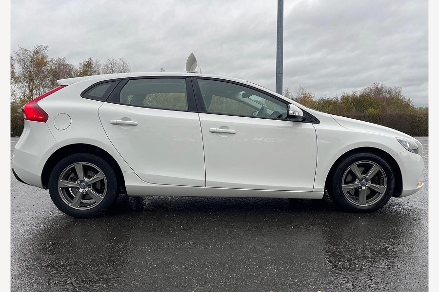 2016 Volvo V40 photo 8