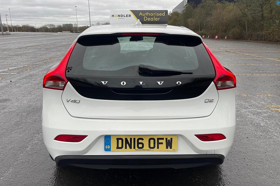 2016 Volvo V40 photo 6