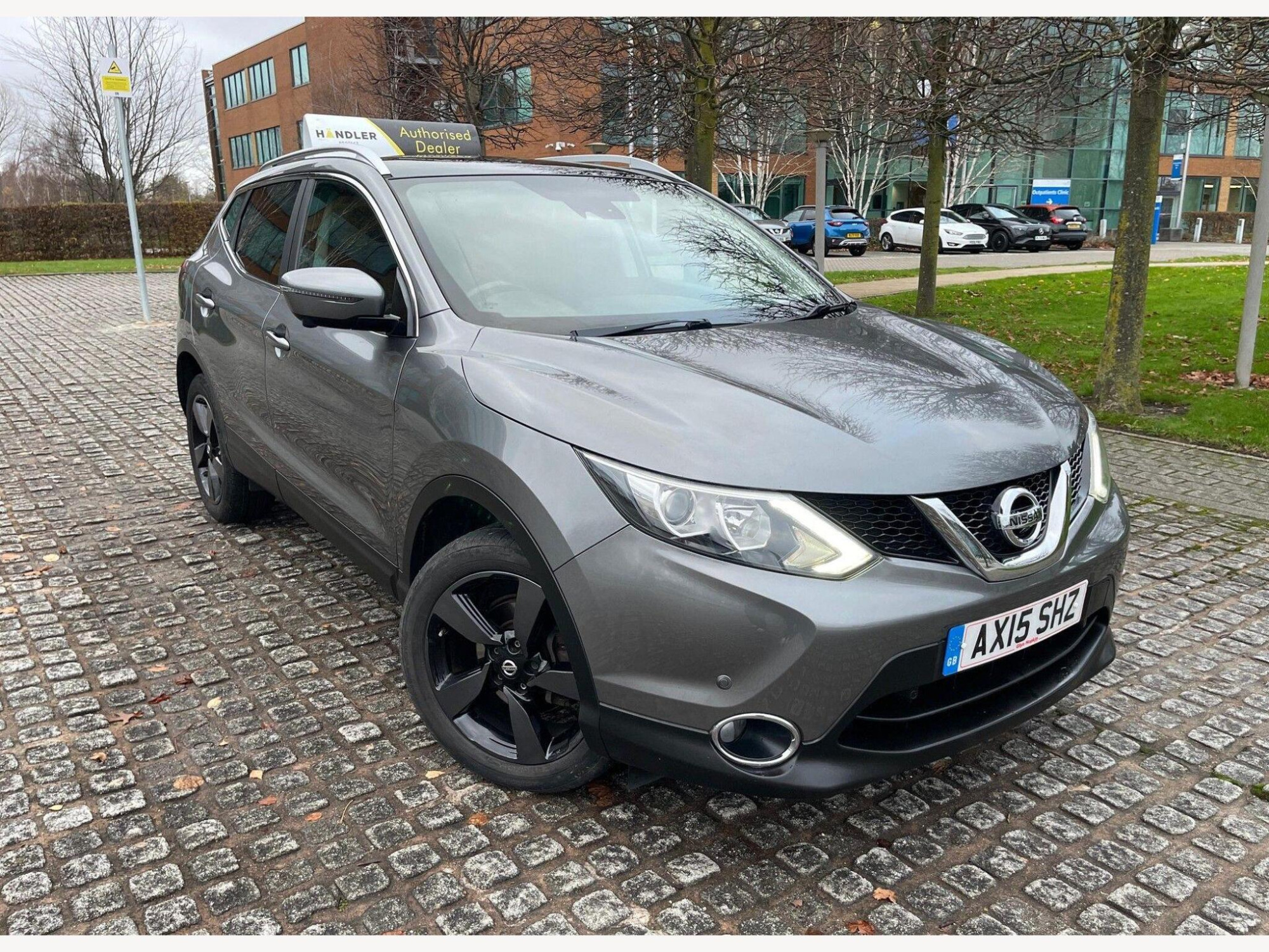 2015 Nissan Qashqai 1.5 dCi n-tec+ SUV 5dr Diesel Manual 2WD Euro 5 (s/s) (110 ps) for sale at Bros Motors