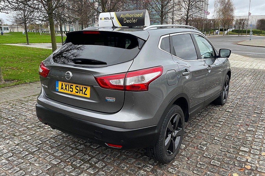 2015 Nissan Qashqai photo 7