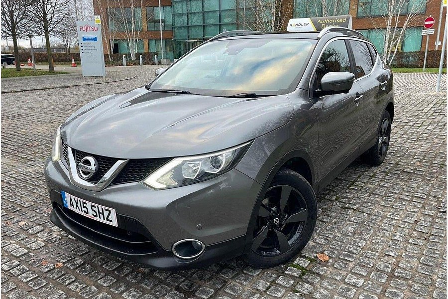 2015 Nissan Qashqai photo 3